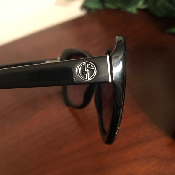 Georgia Armani sunglasses - Picture 9 of 12